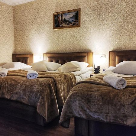 Sophia'S Guesthouse Kazbegi Eksteriør bilde