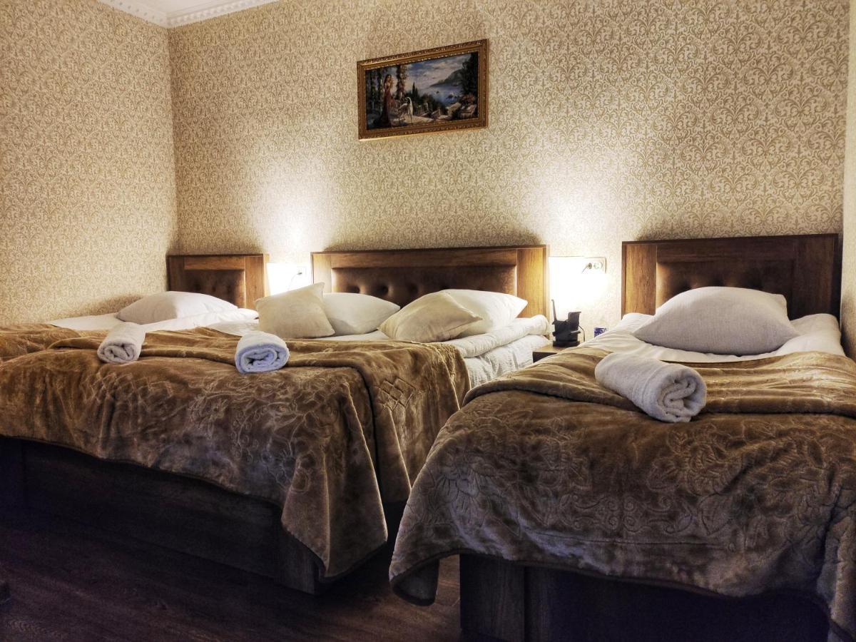 Sophia'S Guesthouse Kazbegi Eksteriør bilde