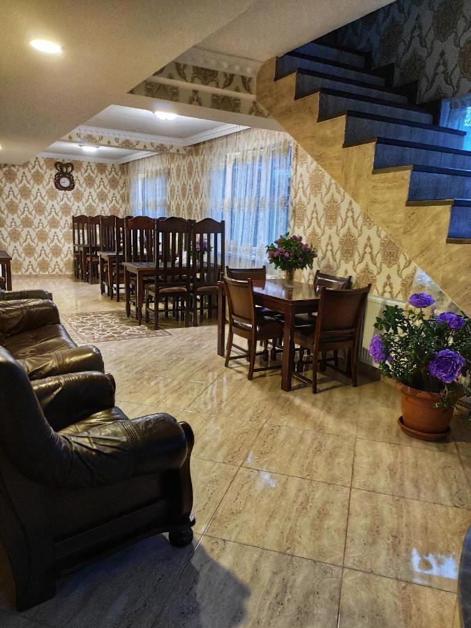 Sophia'S Guesthouse Kazbegi Eksteriør bilde